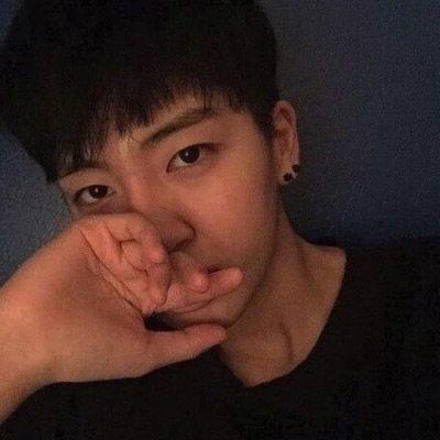 网红吃瓜微信头像男,揭秘网络红人的幕后生活 第1张 网红吃瓜微信头像男,揭秘网络红人的幕后生活 第1张